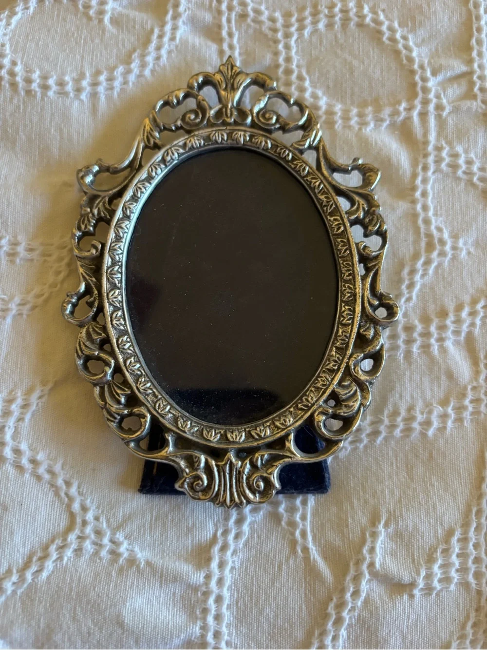 Ornate Oval Decorative Vanity Mirror in Antique Silver 2 1/2x 3 1/4